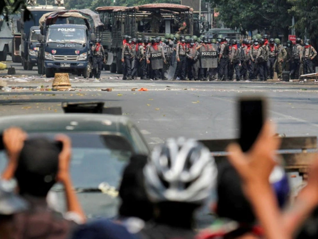 polisi myanmar