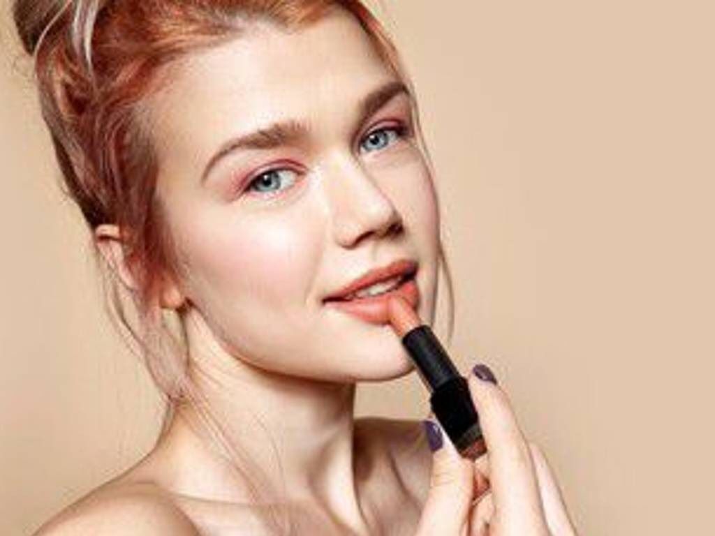 Cara Lipstik Tahan Lama