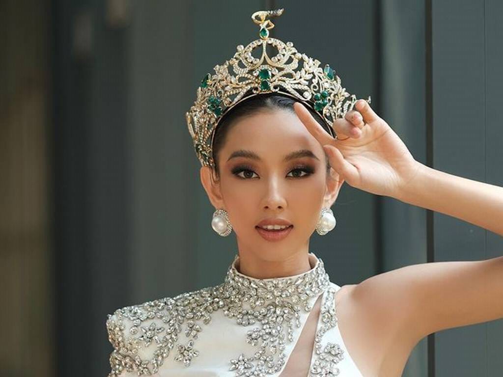 Hoa nguyen. Hoa nguyen