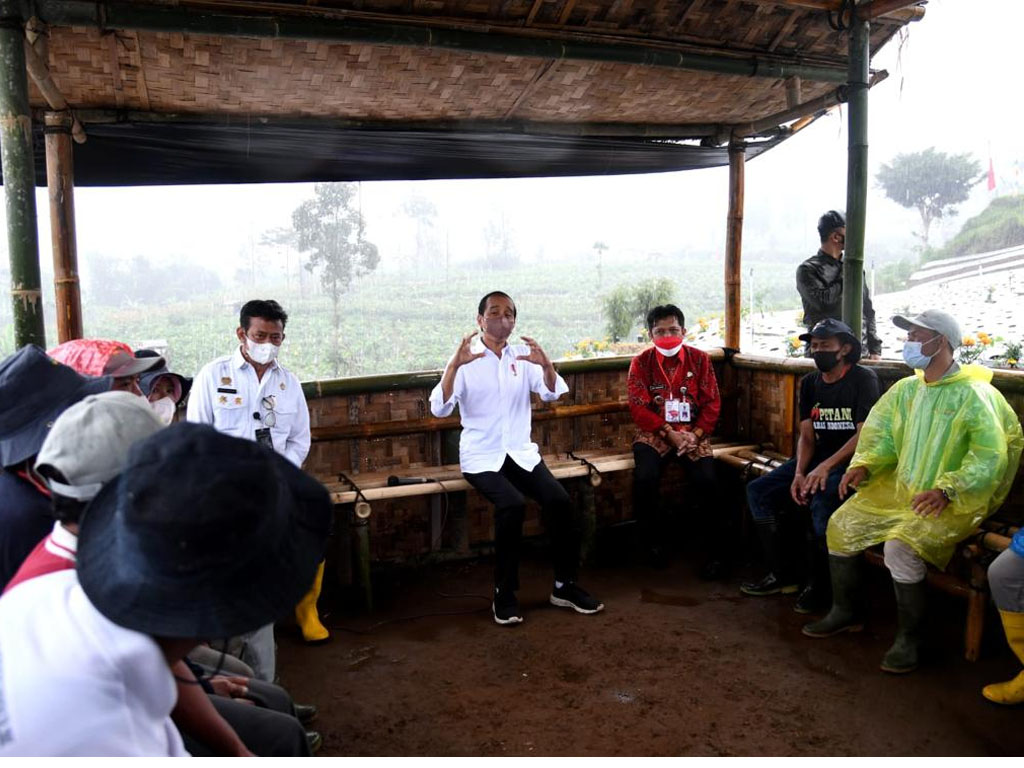 jokowi dialog dng petani wonosobo