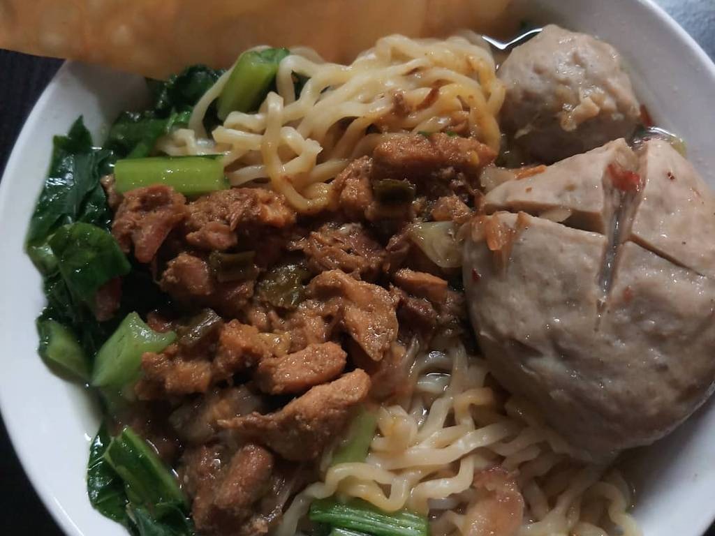 Bakso Rudal Stasiun UI