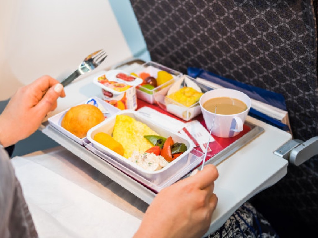 Makanan di pesawat