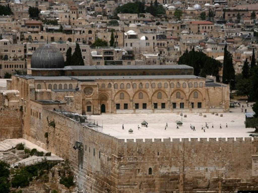 Masjid Al-Aqsa di kota suci