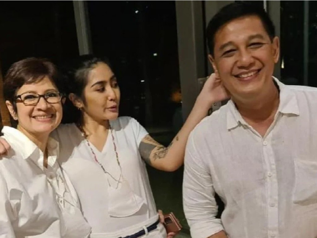 Nurul Arifin, Maura Magnalia dan Mayong Suryolaksono