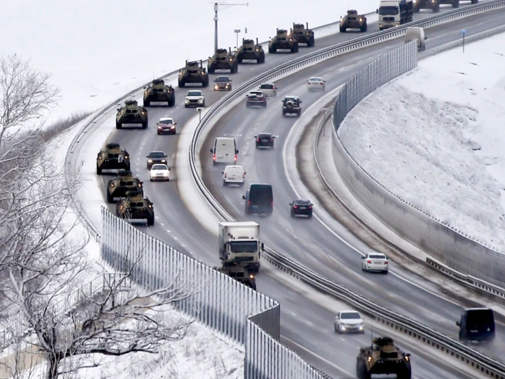 konvoi tentara rusia di krimea