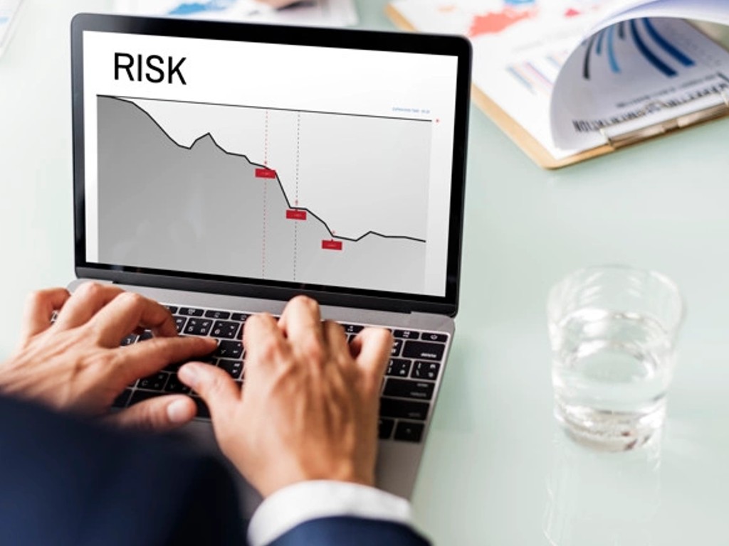 Mengelola Risiko dalam Cloud Computing: Praktik Terbaik untuk Bisnis Anda