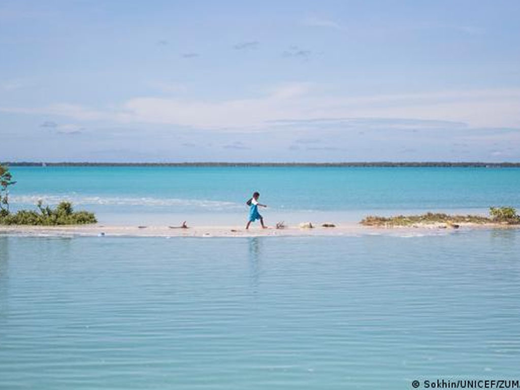 pantai kiribati