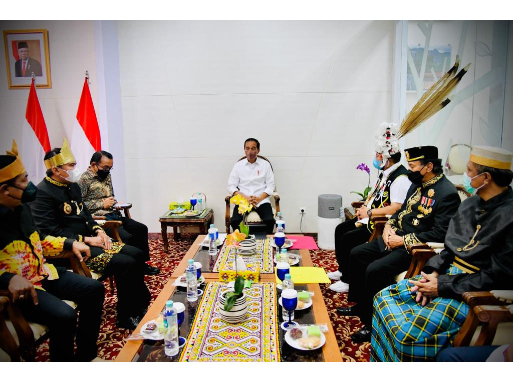 jokowi dan toma kaltim