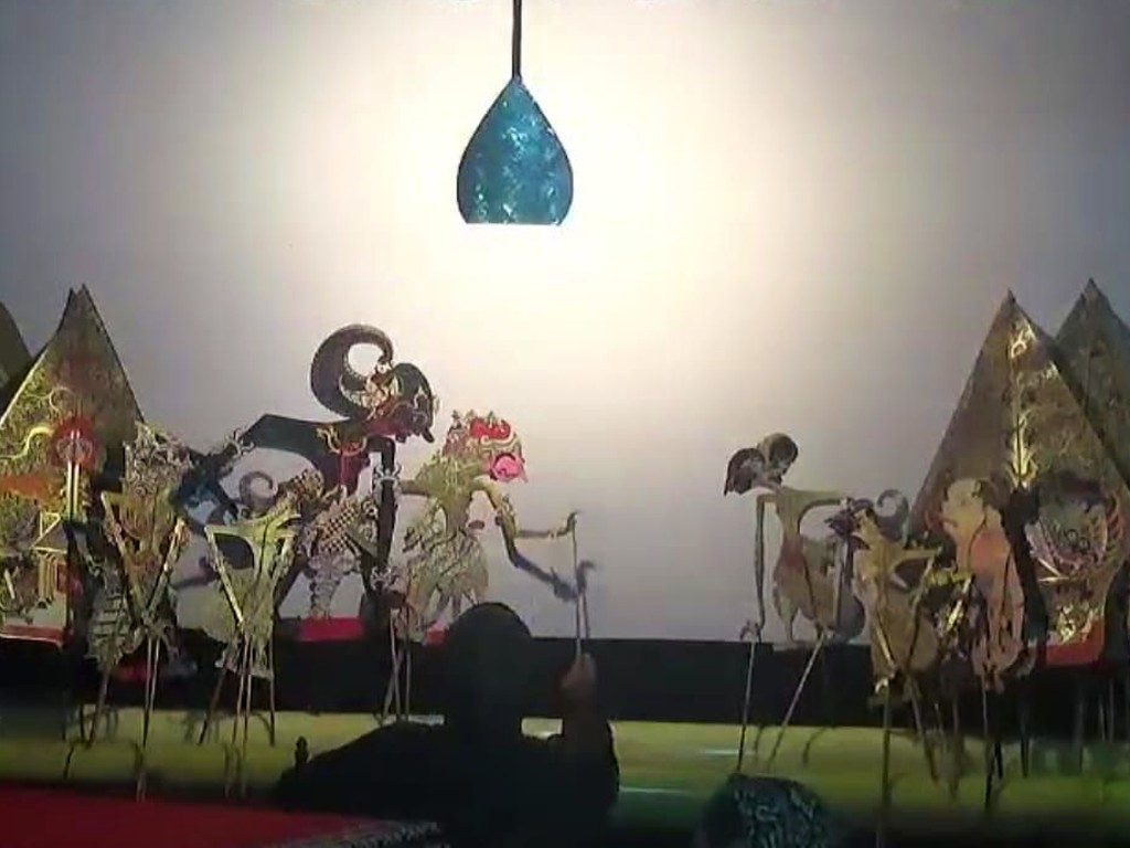 Pertunjukan wayang kulit