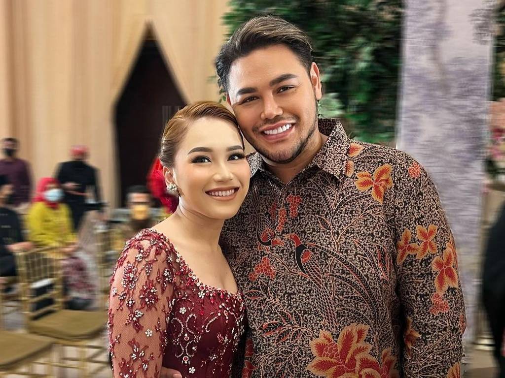 Ivan Gunawan dan Ayu Ting Ting