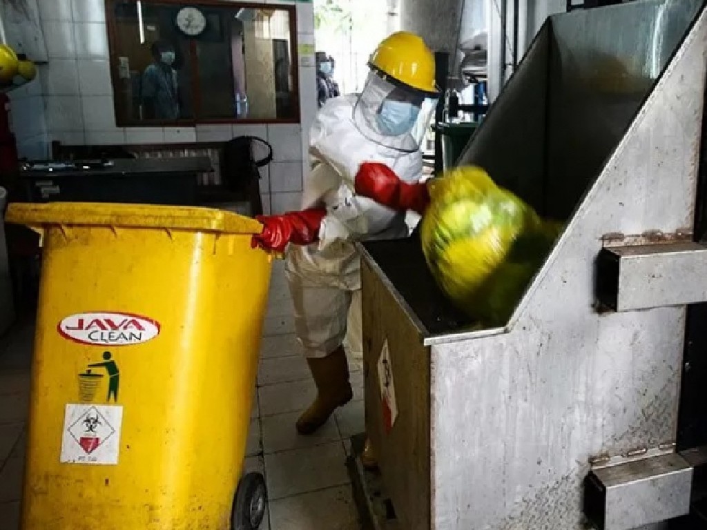 Penanganan sampah medis