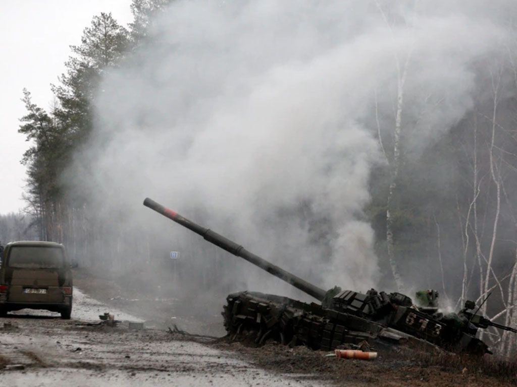 tank rusia dihancurkan pasukan ukraina