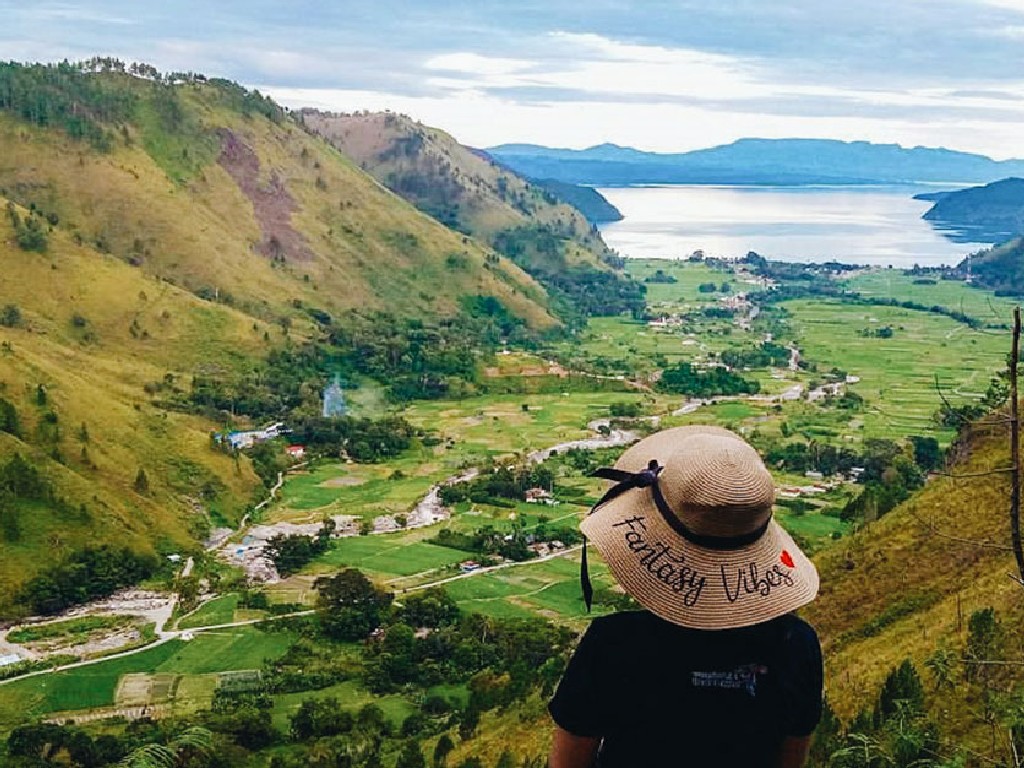 Ilustrasi wisata alam
