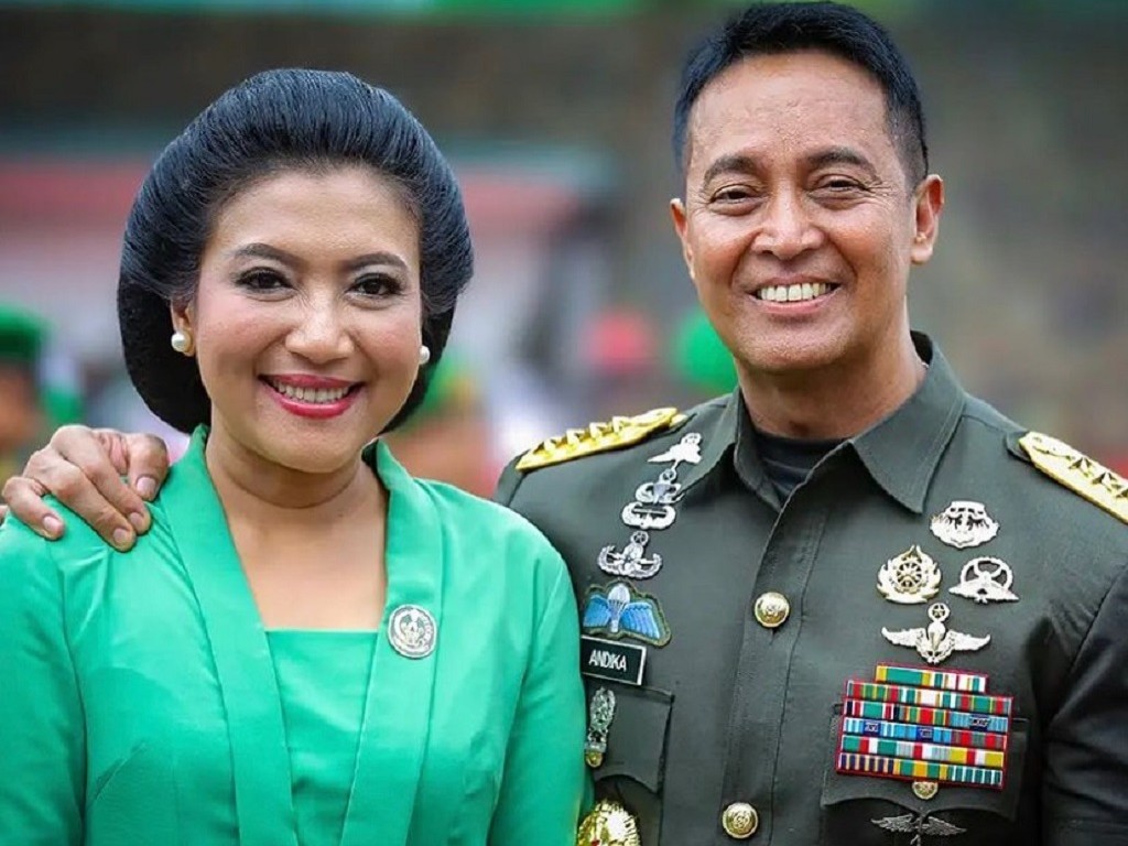Jenderal Andika didampingi Istrinya