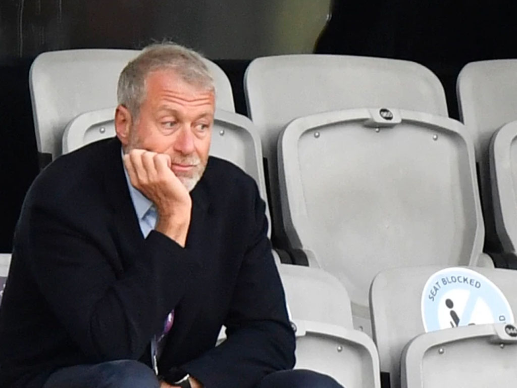 Roman Abramovich nonton final bola