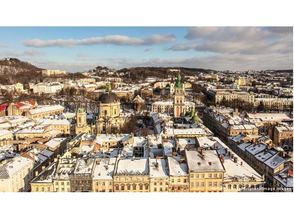 Lviv Ansambel kota bersejarah