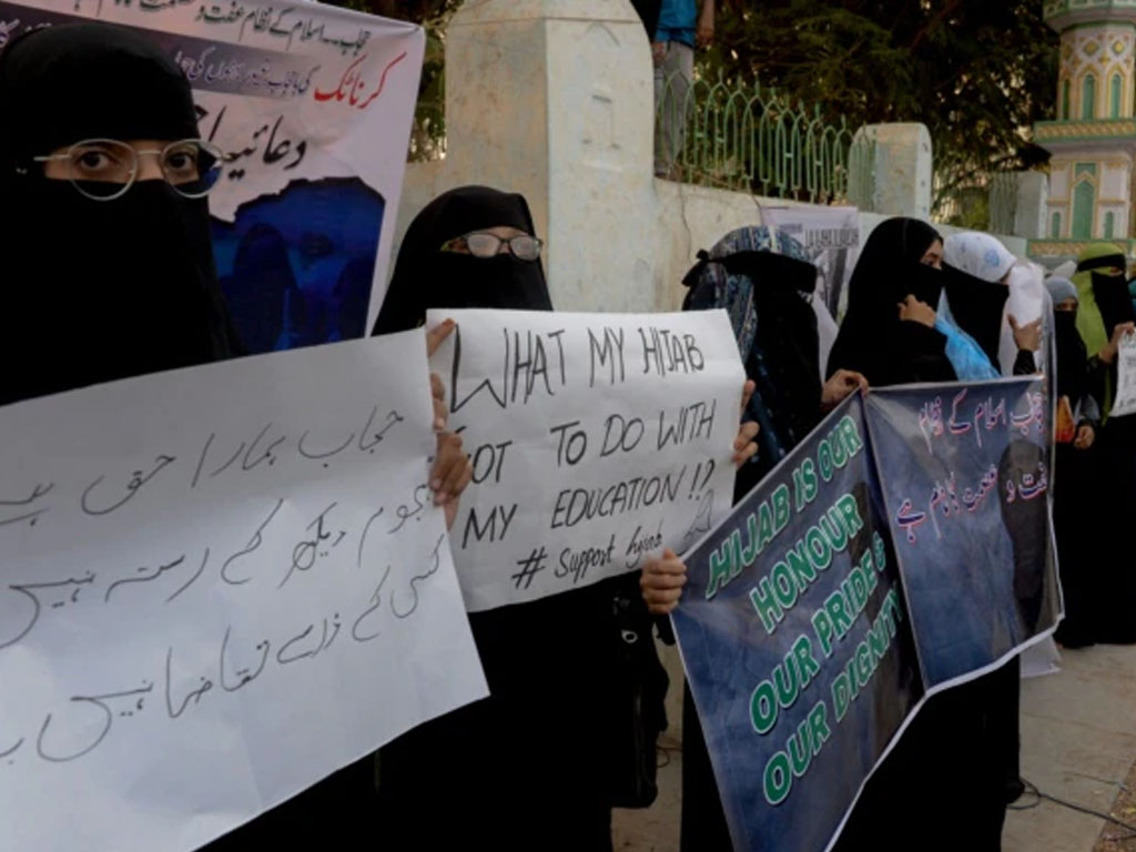 protes perempuan muslim india