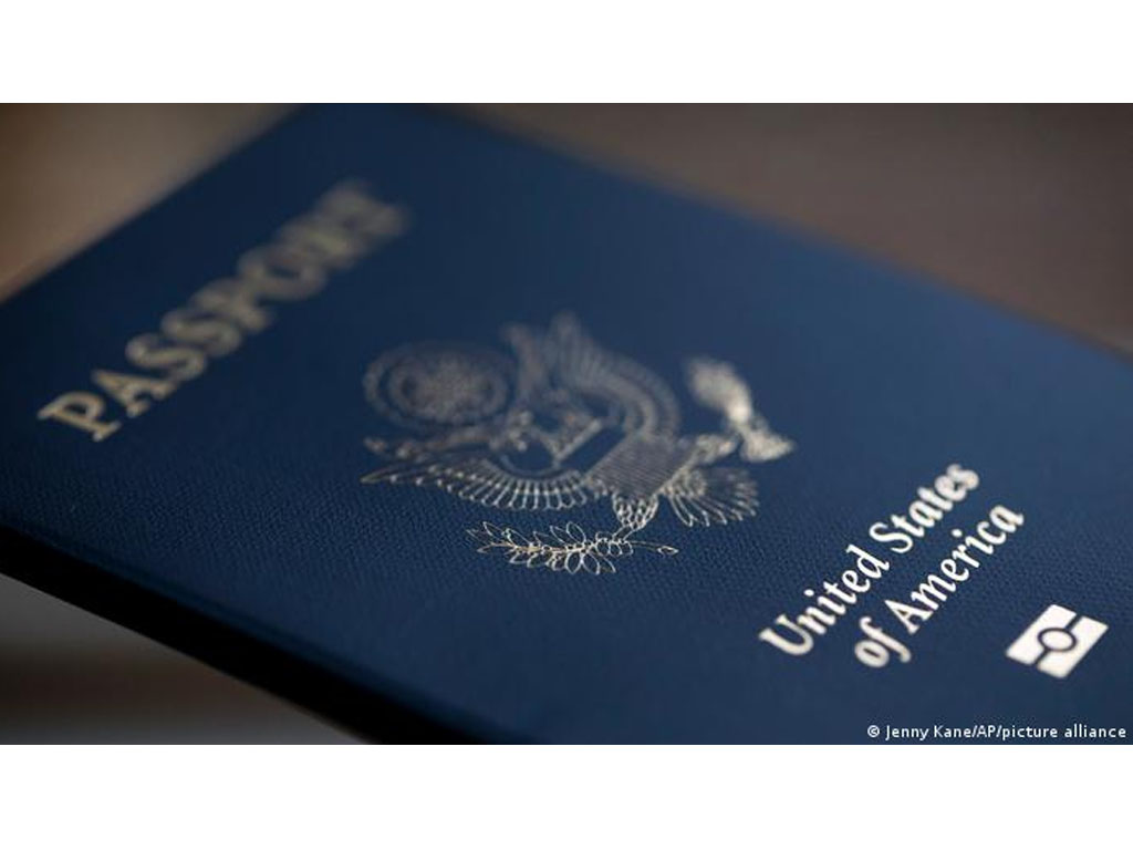 ilustrasi paspor amerika