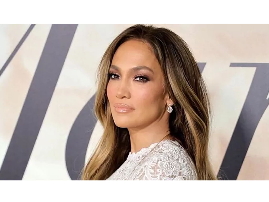 jennifer lopez tanpa riasan wajah