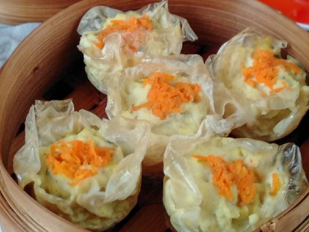 Dimsum ayam kulit kembang tahu