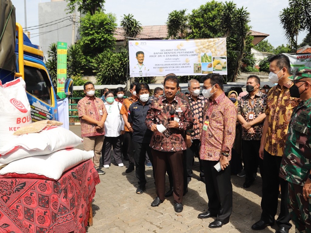 Kementan dan pengrajin tempe