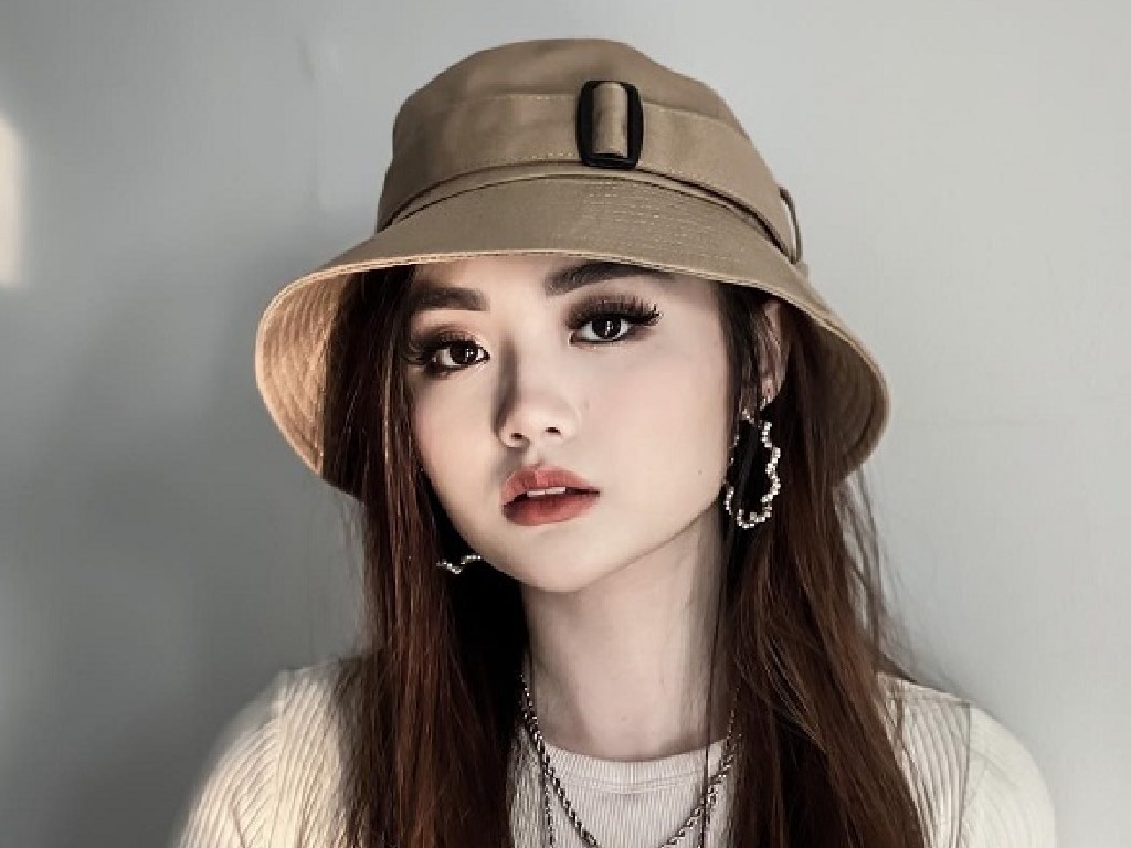 Vanessa Khong