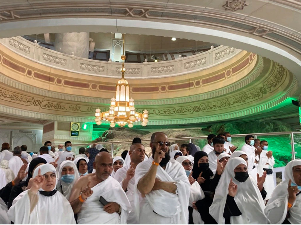 jamaah muslin lakukan umrah