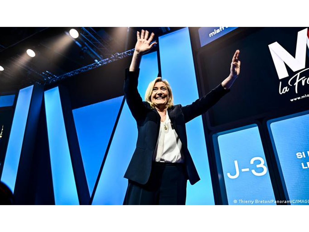 Kandidat Presiden Prancis Marine Le Pen