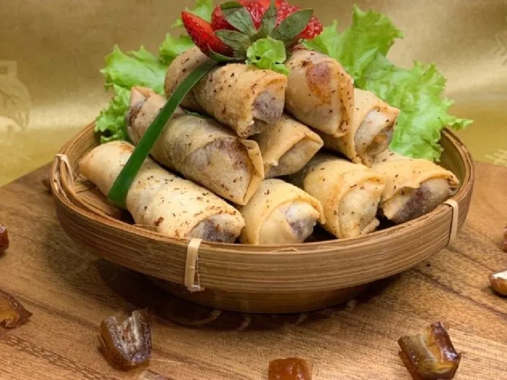 Lumpia Kurma Keju