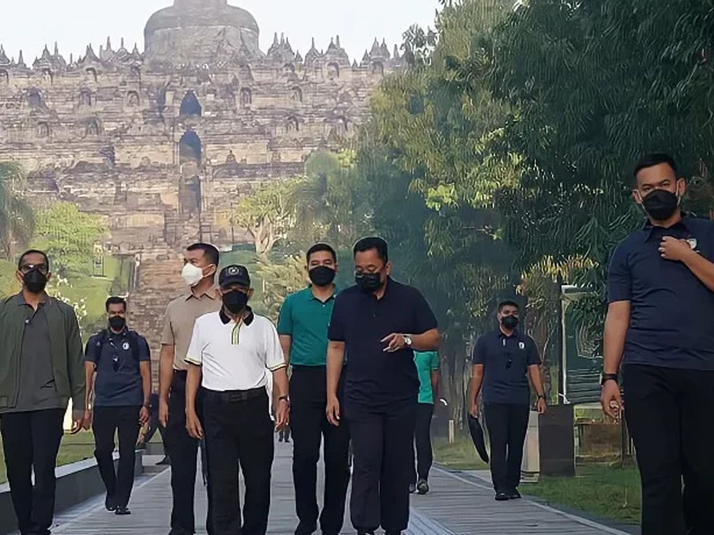 wapres tinjau borobudur