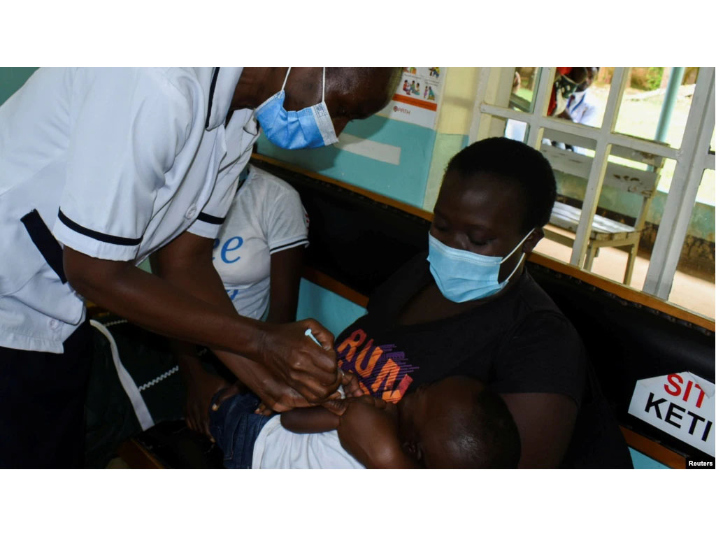 vaksinasi malaria di afrika