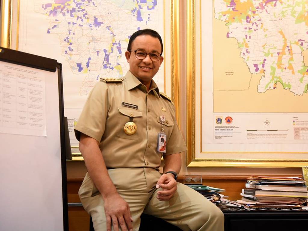 Kaus bergambar Anies baswedan