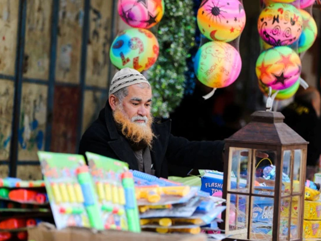 pedagang palestina jual mainan