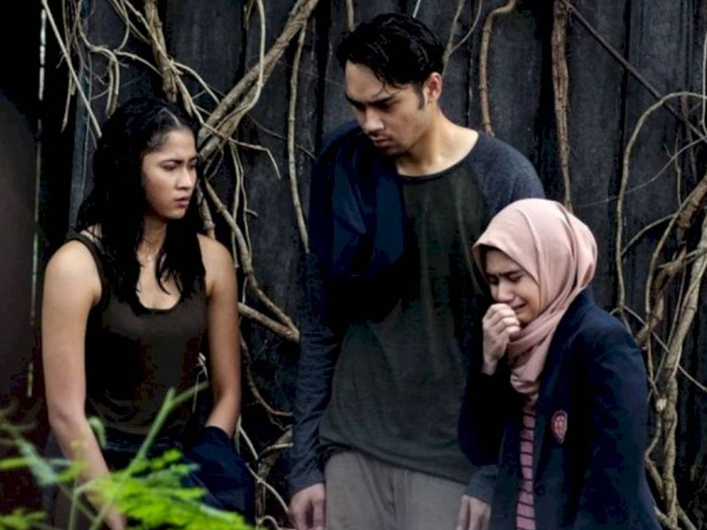 Review Film KKN di Desa Penari