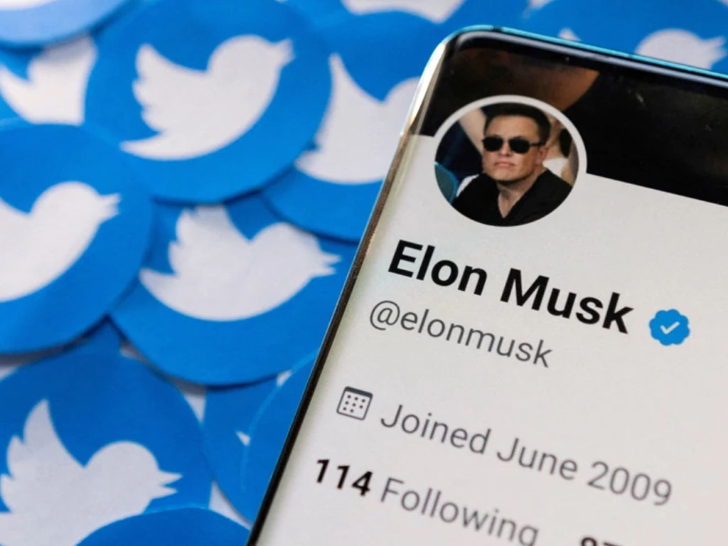 profil musk di twitter