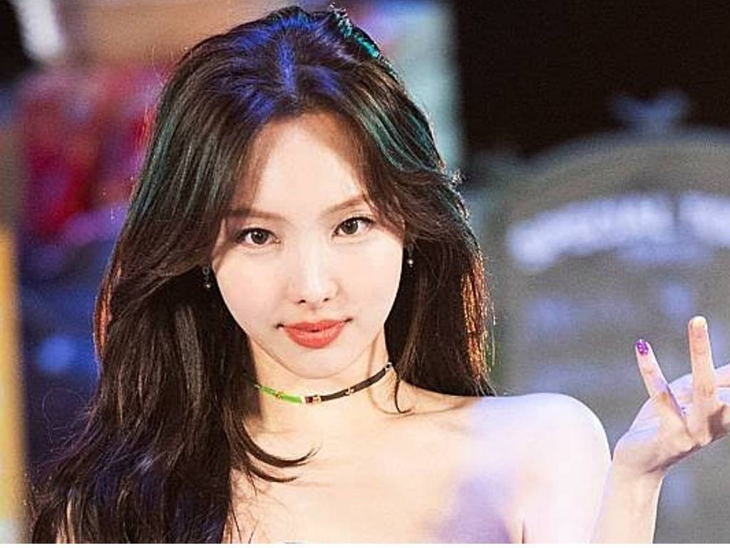 Nayeon TWICE