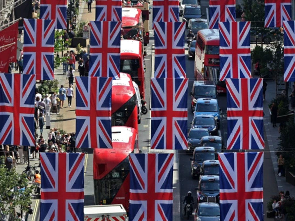 bus dan taksi london