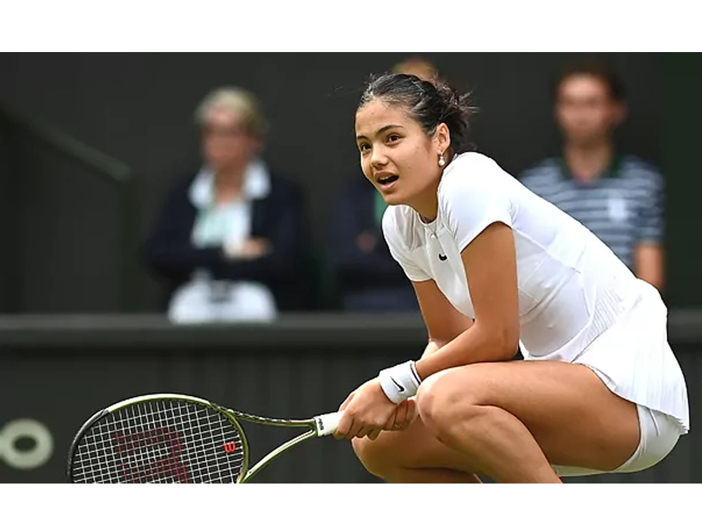 emma raducanu di babak kedua wimbledon 2022