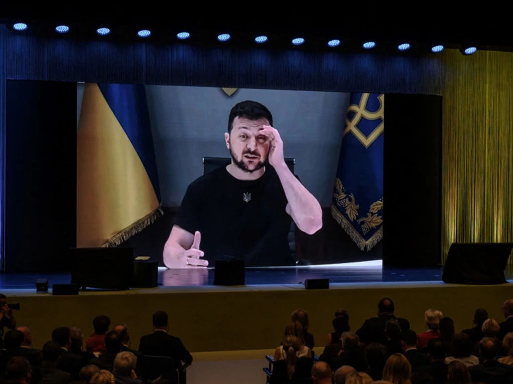 presiden ukraina pidato soal rekonstruksi negaranya