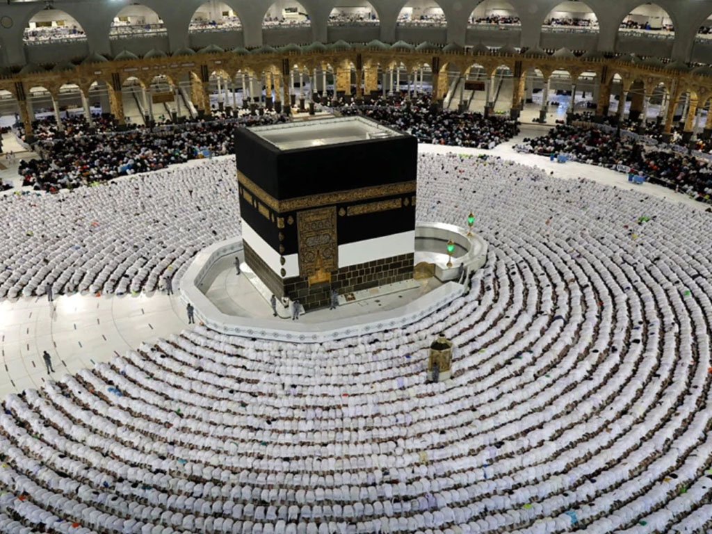 jemaah haji ibadah di kabbah