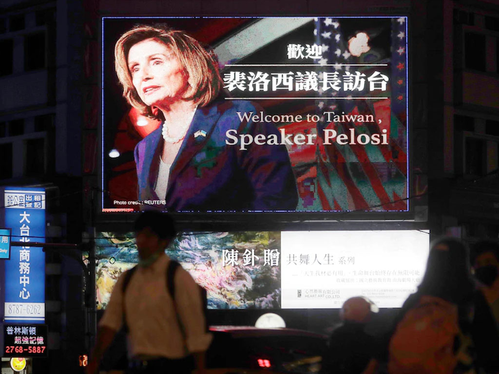 ucapan selamat datang pelosi di taipei