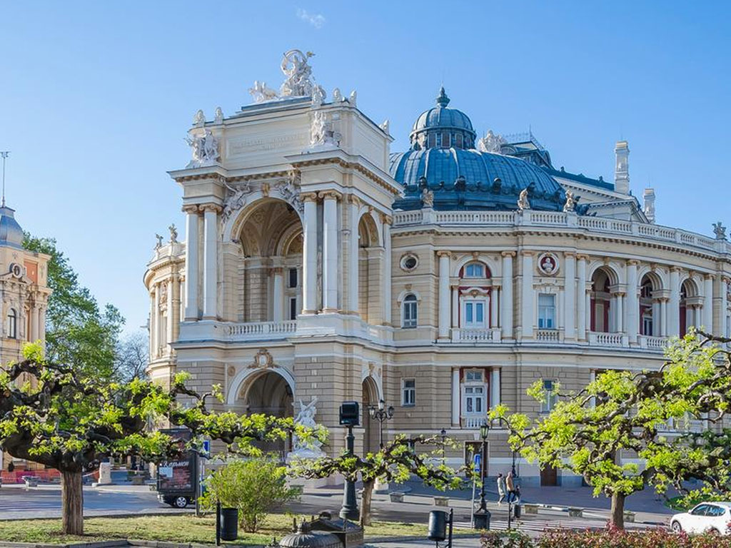 gedung opera odessa