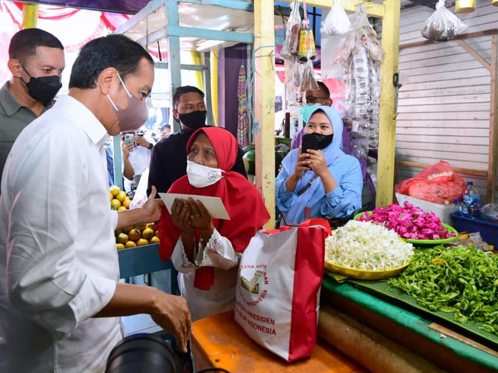 jokowi di pasar anom surabaya