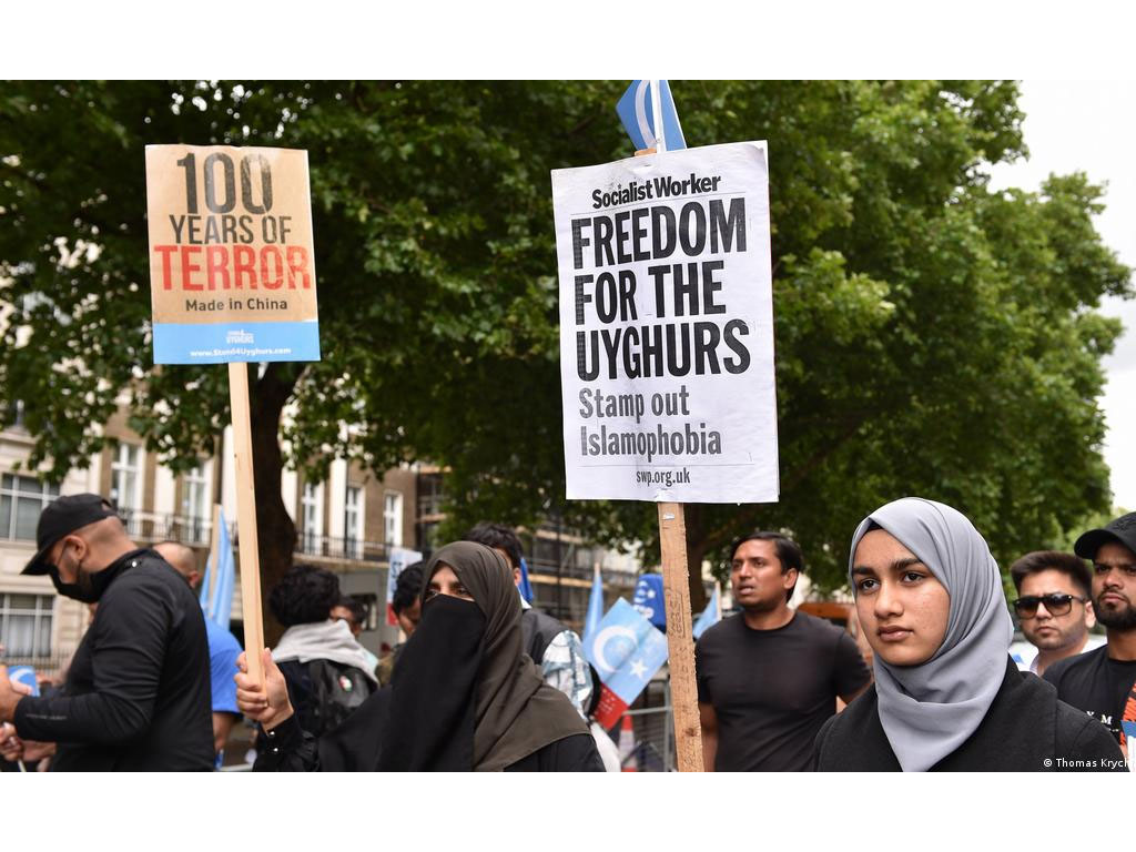 aksi bela uighur di london