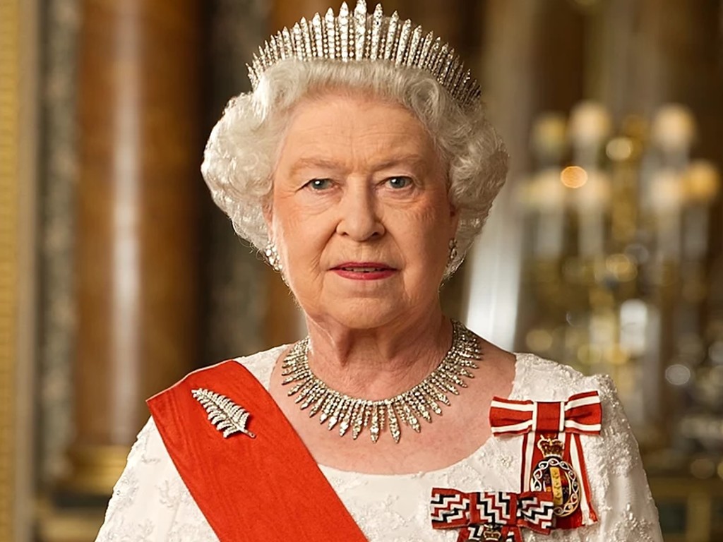 Ratu Elizabeth II