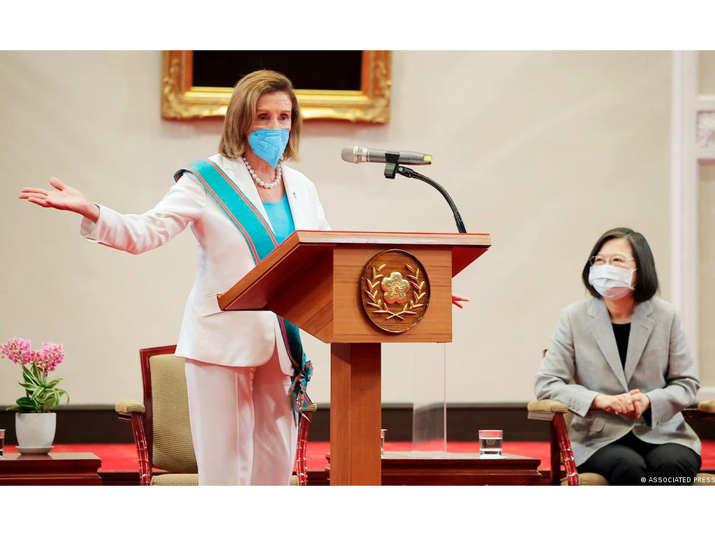 nancy pelosi di taiwan