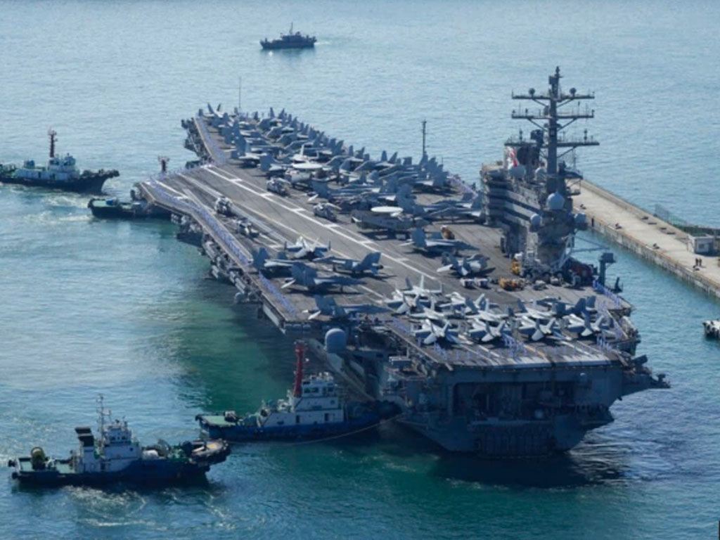 Kapal induk AS USS Ronald Reagan tiba di Busan