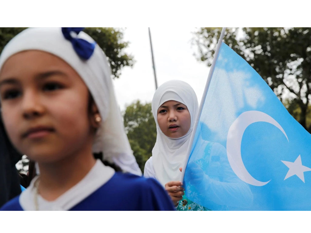 anak perempuan uighur demo di turki