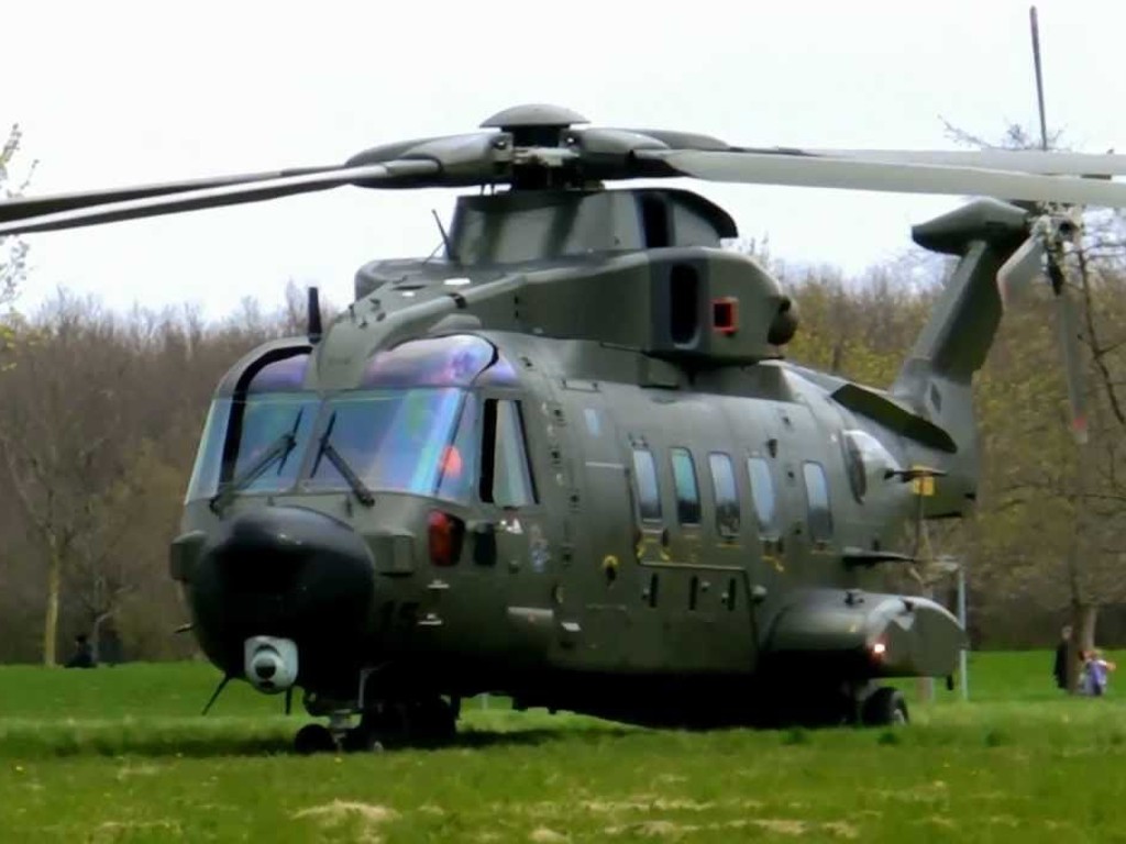 Helikopter AgustaWestland (AW) 101
