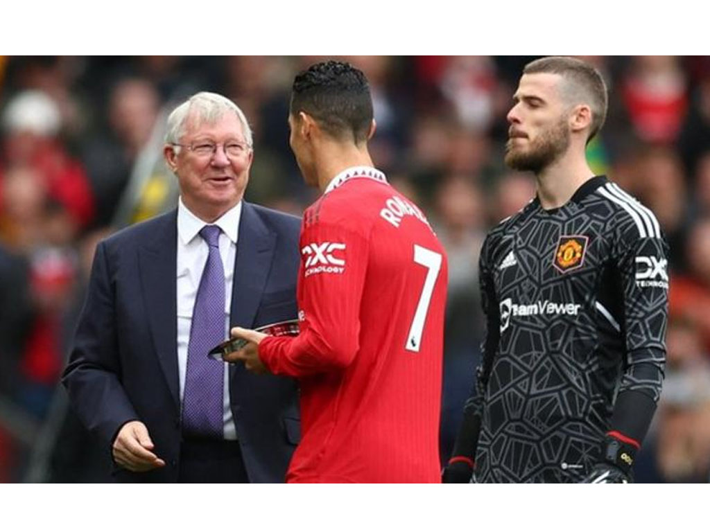 Sir Alex Ferguson dengan ronaldo dan de gea